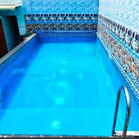 אגרה Rich Grand Hotel מראה חיצוני תמונה